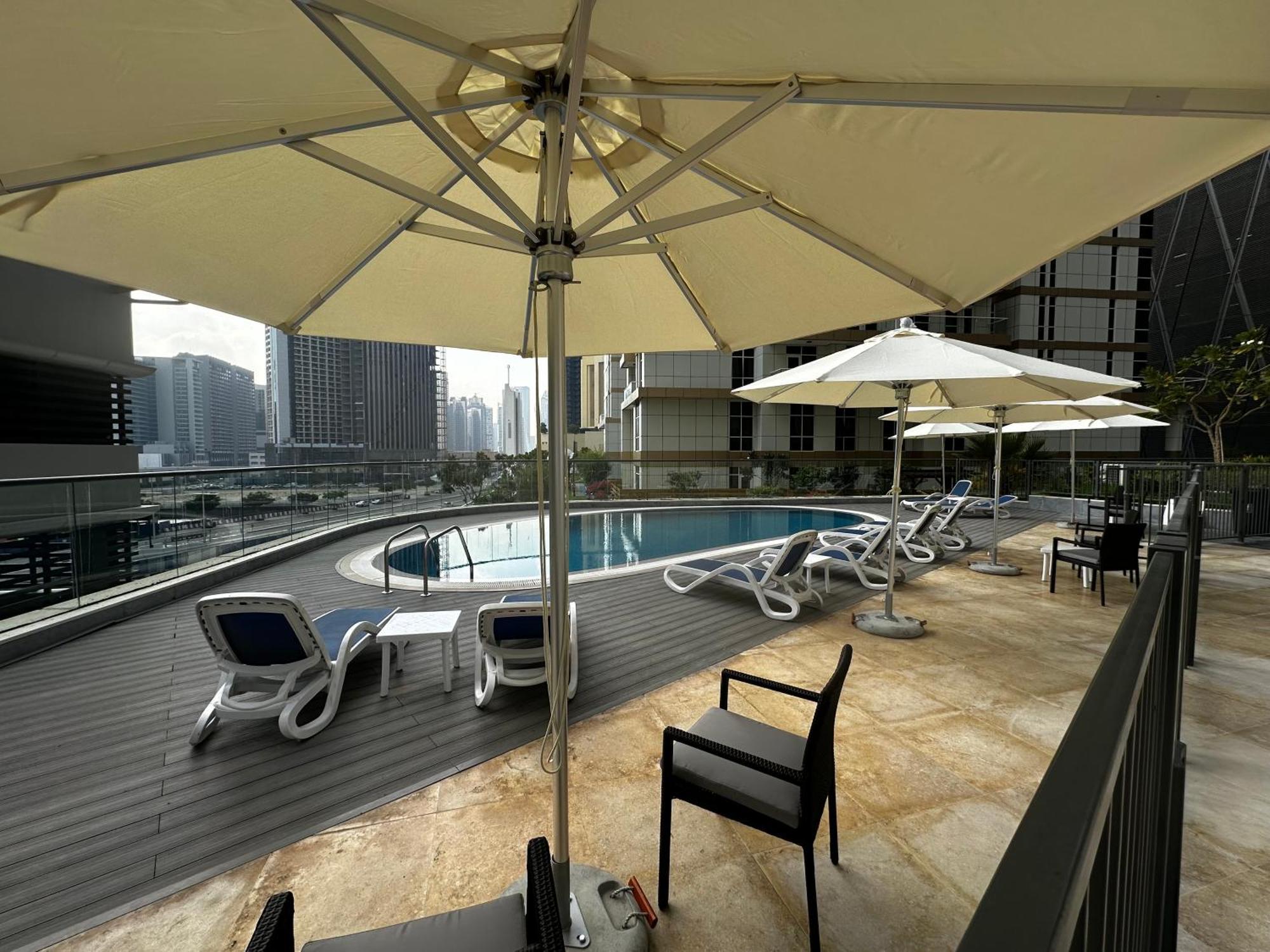 شقة Dunya Tower Luxury And 2 Min Walk To Mall And Burj Khalifa In Heart Of Downtown دبي