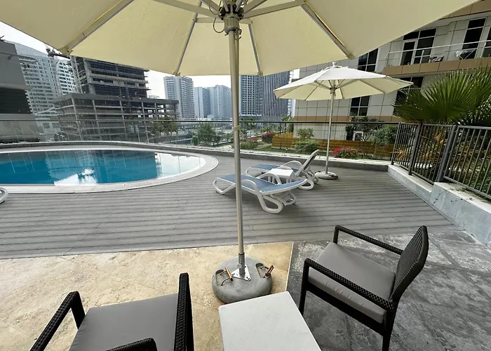 Dunya Tower Luxury And 2 Min Walk To Dubai Mall And Burj Khalifa In Heart Of Downtown